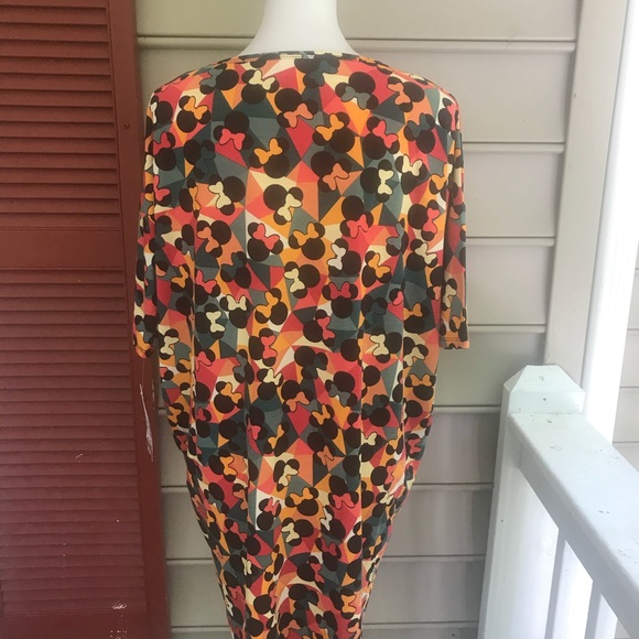 LuLaRoe Disney Minnie Mouse Irma Top M FREE SHIP - Picture 3 of 5